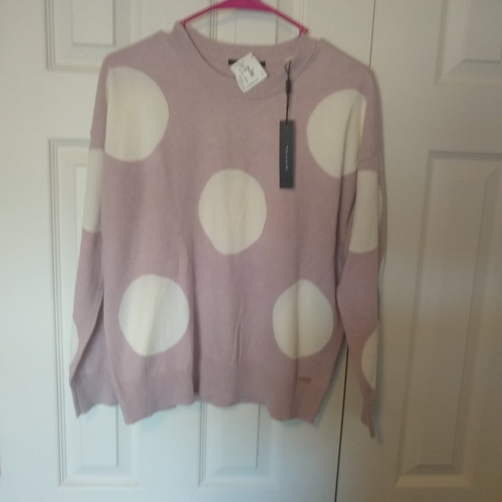 Tahari Sweater NWTS